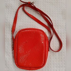 PRUNE Small Crossbody Bag
